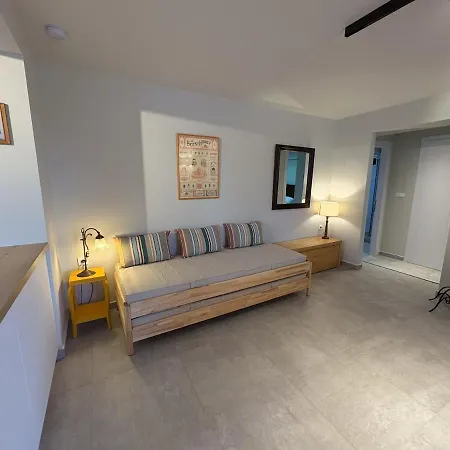 Melisma 2 Cosy Sh Apartment